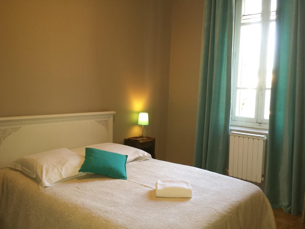 Hotel De La Cauquiere 2*